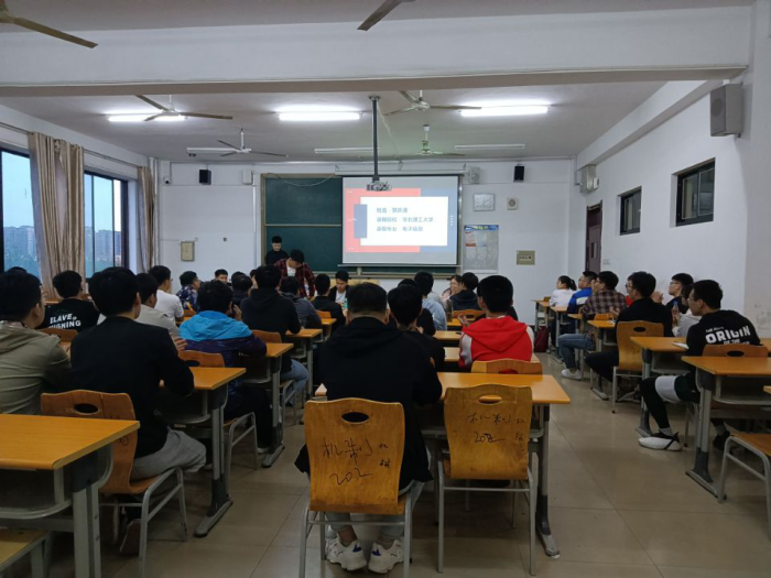 1621955168125102.png 办实事考研1.png